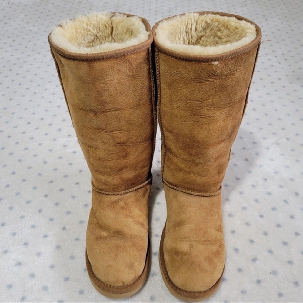 Tall ugg boots